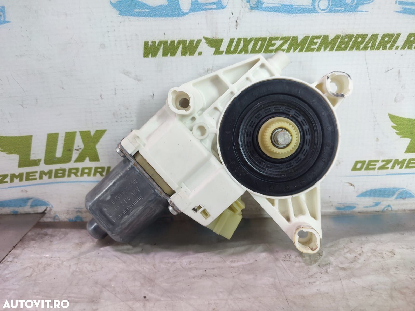 Motoras macara usa dreapta fata a2048200242 Mercedes-Benz C-Class W20 - 1