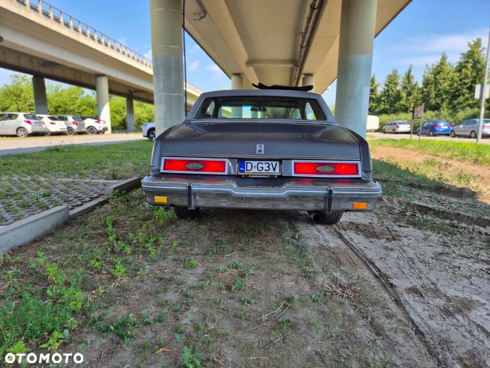 Buick Riviera - 25