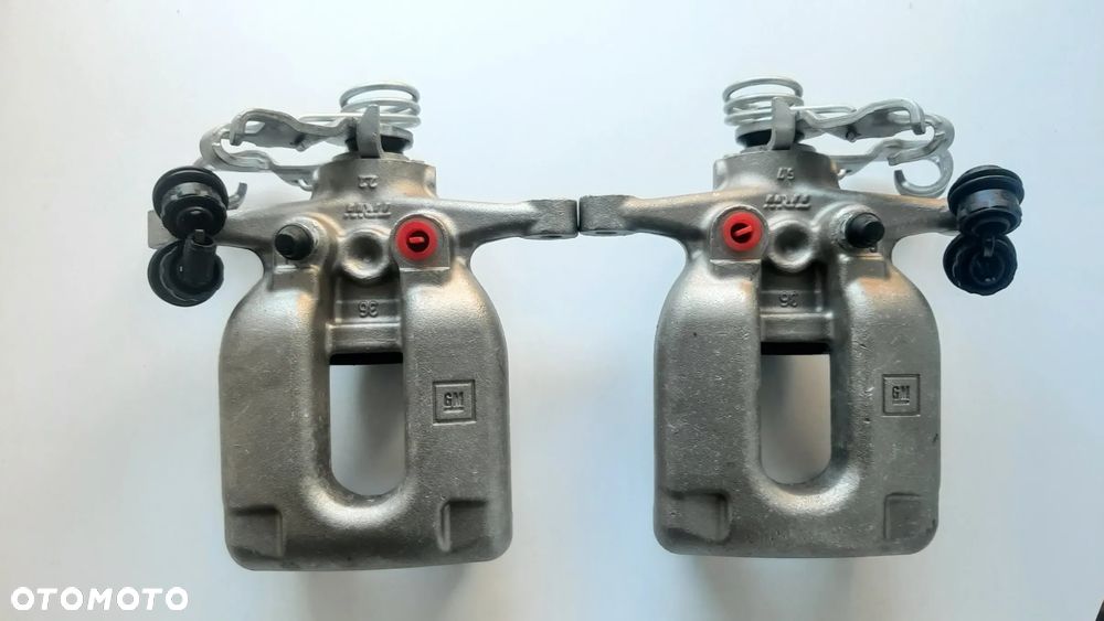 Zacisk tył Lewy Prawy Opel Astra K V - 3