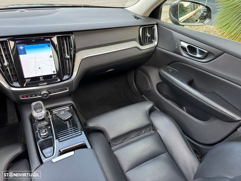 Volvo V60 2.0 T6 AWD TE Inscription - 28