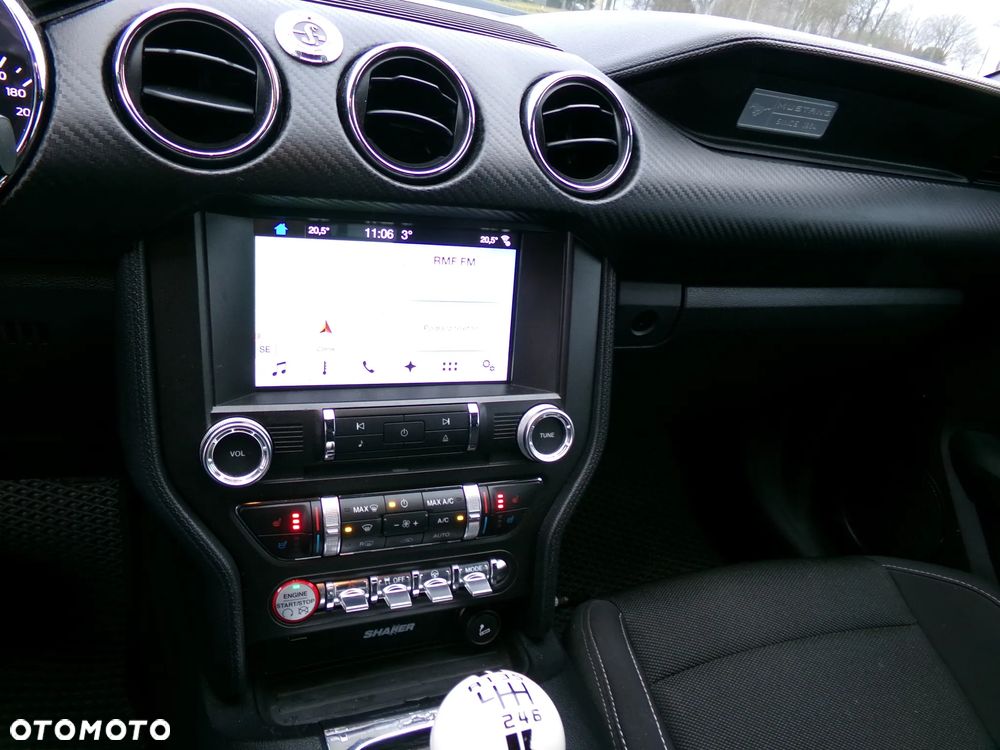 Ford Mustang 3.7 V6 - 11