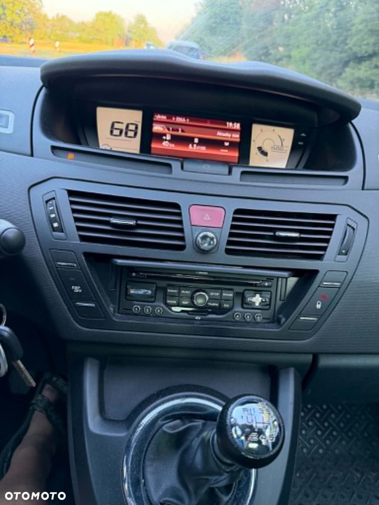 Citroën C4 Picasso 2.0 HDi Exclusive - 23