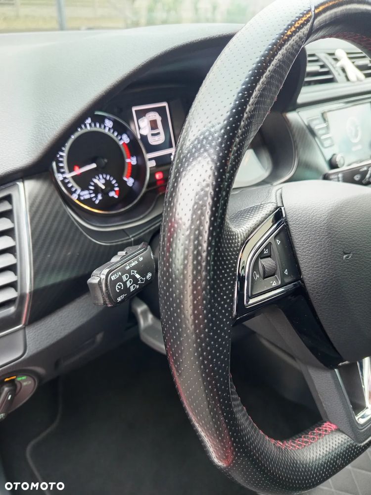 Skoda Fabia 1.0 TSI DSG Monte Carlo - 8