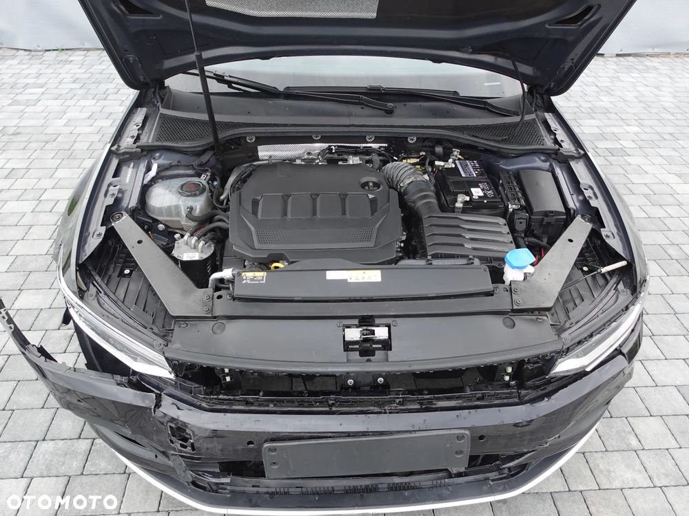 Volkswagen Passat 2.0 TDI SCR DSG Elegance - 11