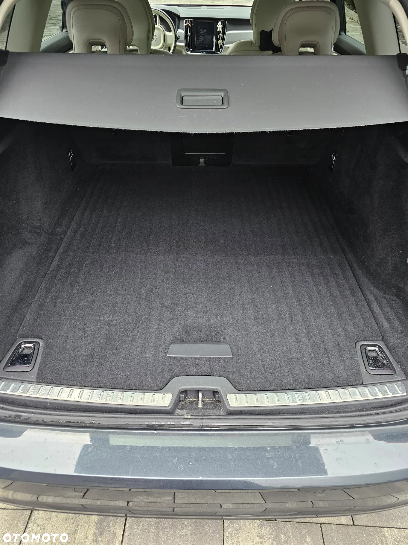 Volvo V90 D4 Geartronic Momentum - 27