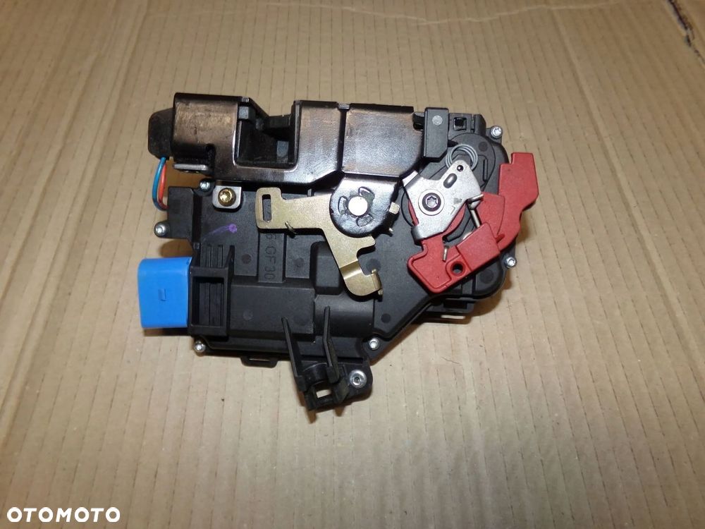 ZAMEK DRZWI LEWY PRZÓD 9 PIN TOURAN GOLF V OCTAVIA II - 3