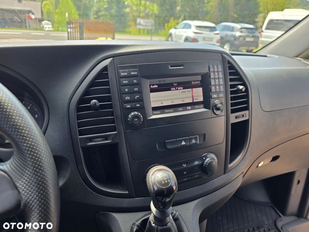 Mercedes-Benz Vito - 21
