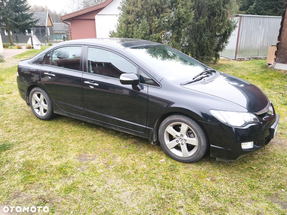 Honda Civic 1.8 Executive - 1