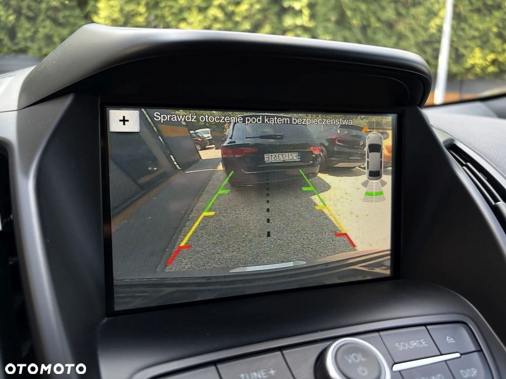 Ford Kuga 1.5 TDCi 2x4 Titanium - 28
