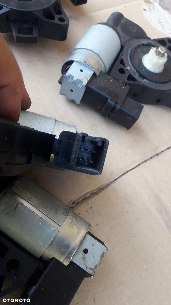 Mazda 2 RX-8 3 5 6  Podnośnik lewy prawy  szyby silniczek mechanizm - 3