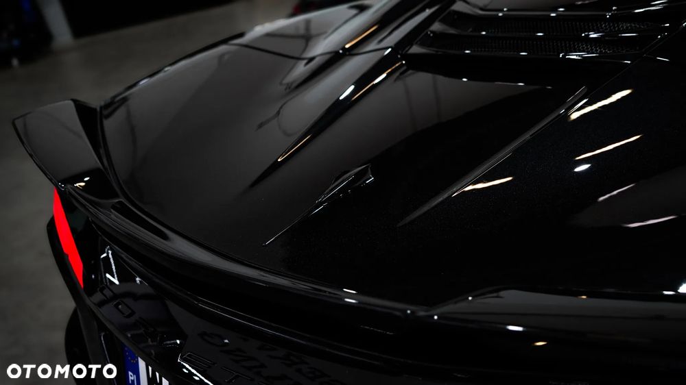 Chevrolet Corvette - 15