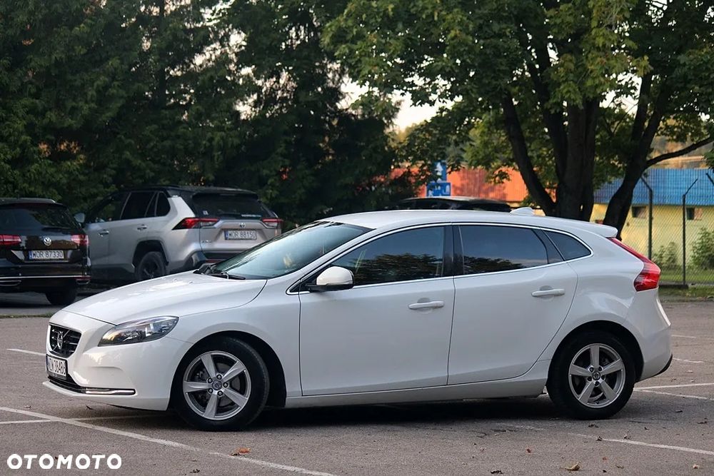 Volvo V40 D2 Momentum - 6