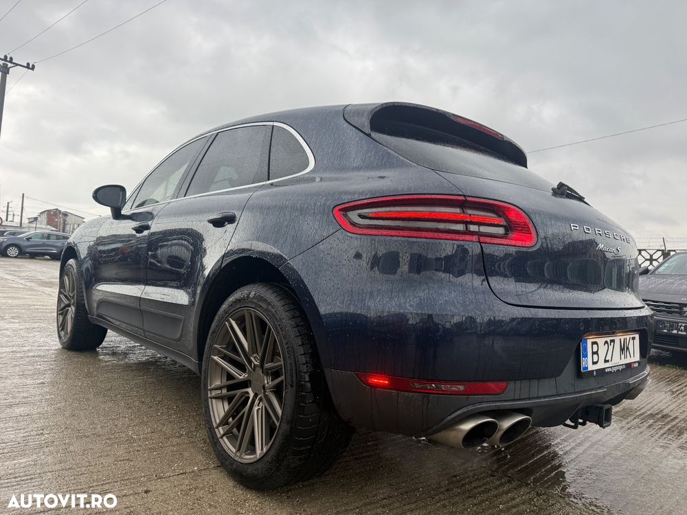 Porsche Macan - 16