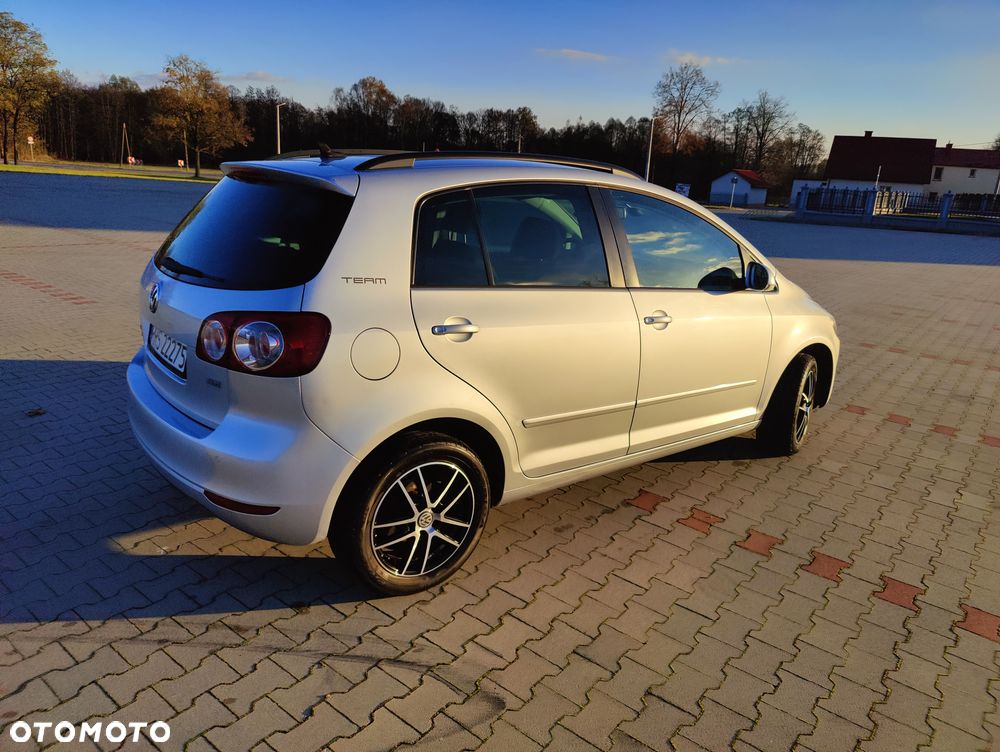 Volkswagen Golf Plus 1.6 TDI DPF Team - 12