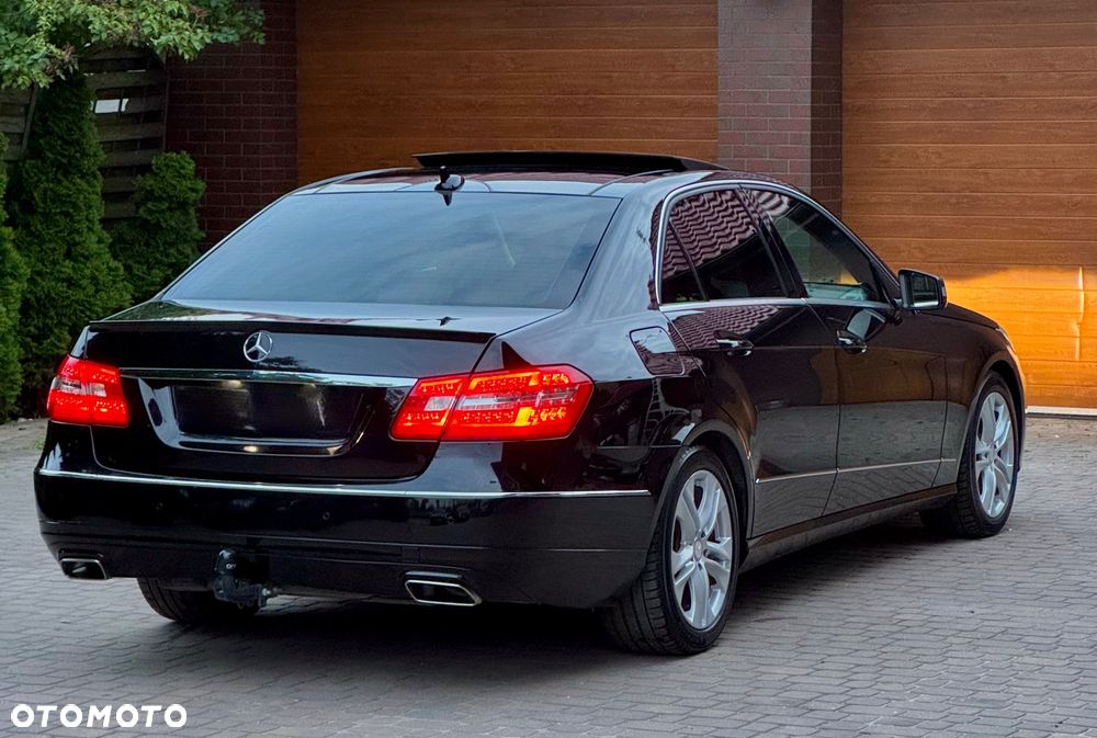 Mercedes-Benz Klasa E - 12