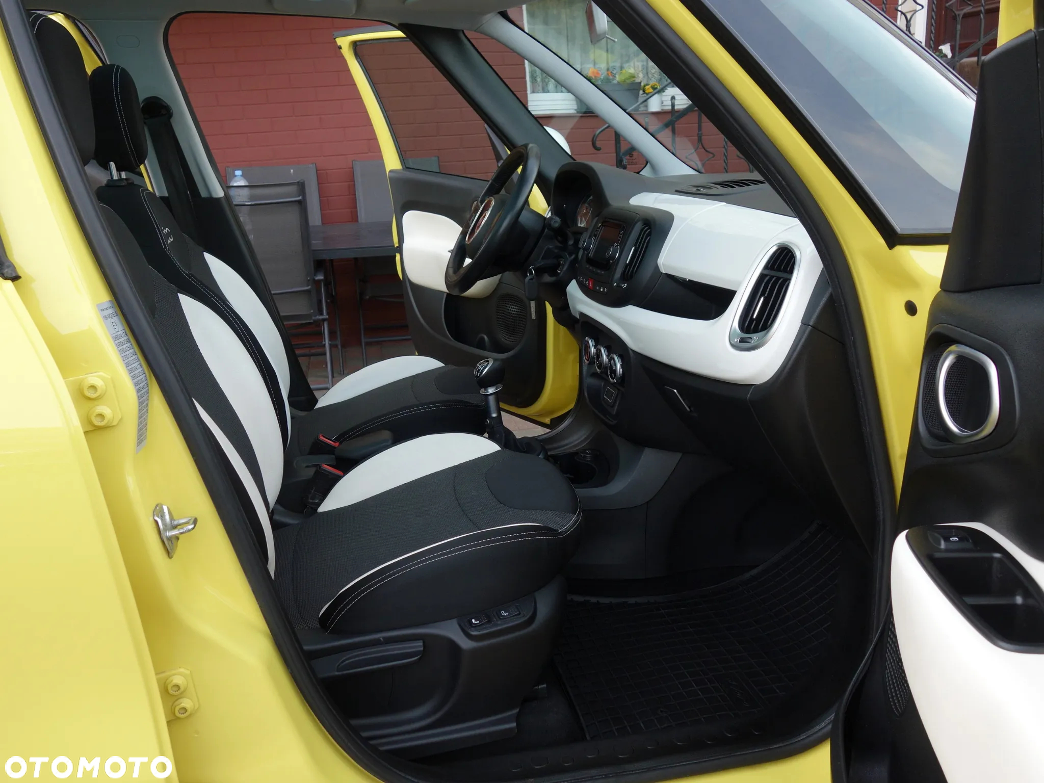 Fiat 500L 1.6 MultiJet Lounge - 24