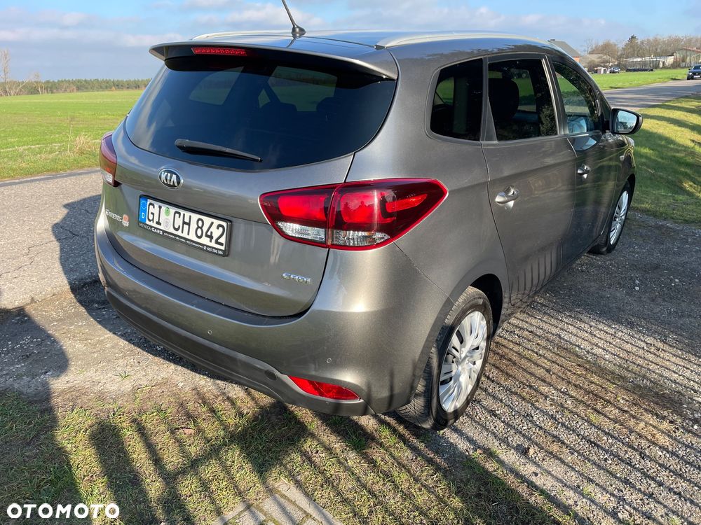 Kia Carens 1.7 CRDi 115 ISG UEFA EURO 2016 - 8