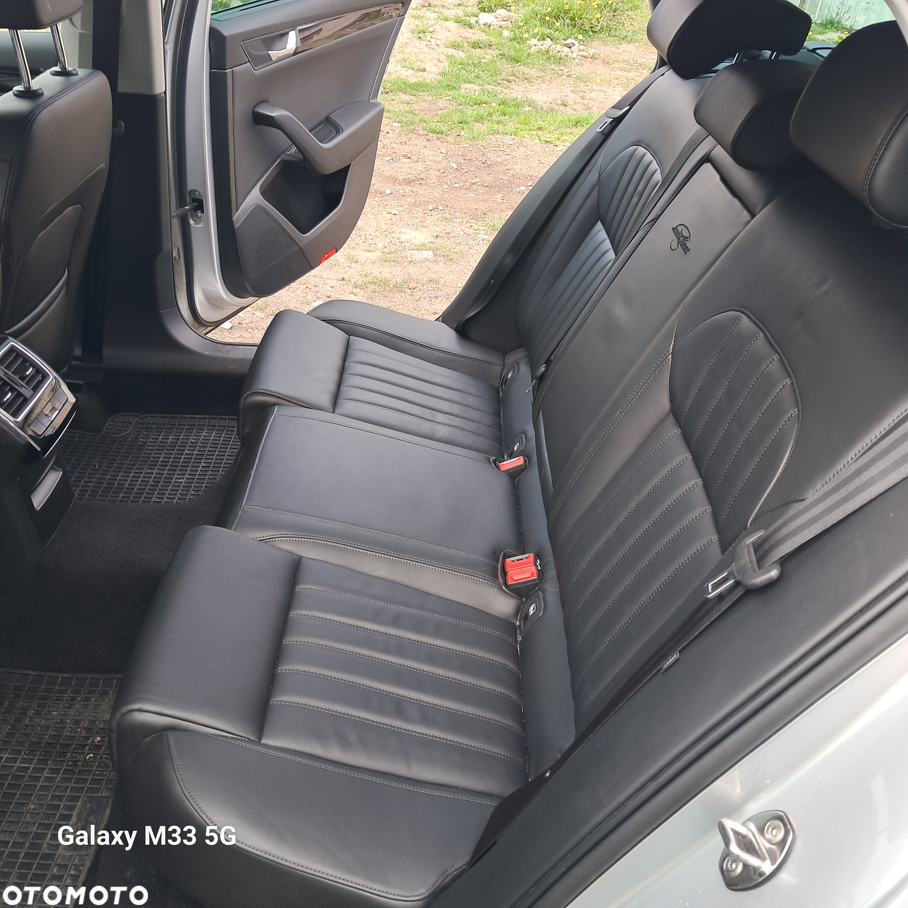 Skoda Superb Combi 2.0 TDI DSG L&K - 12