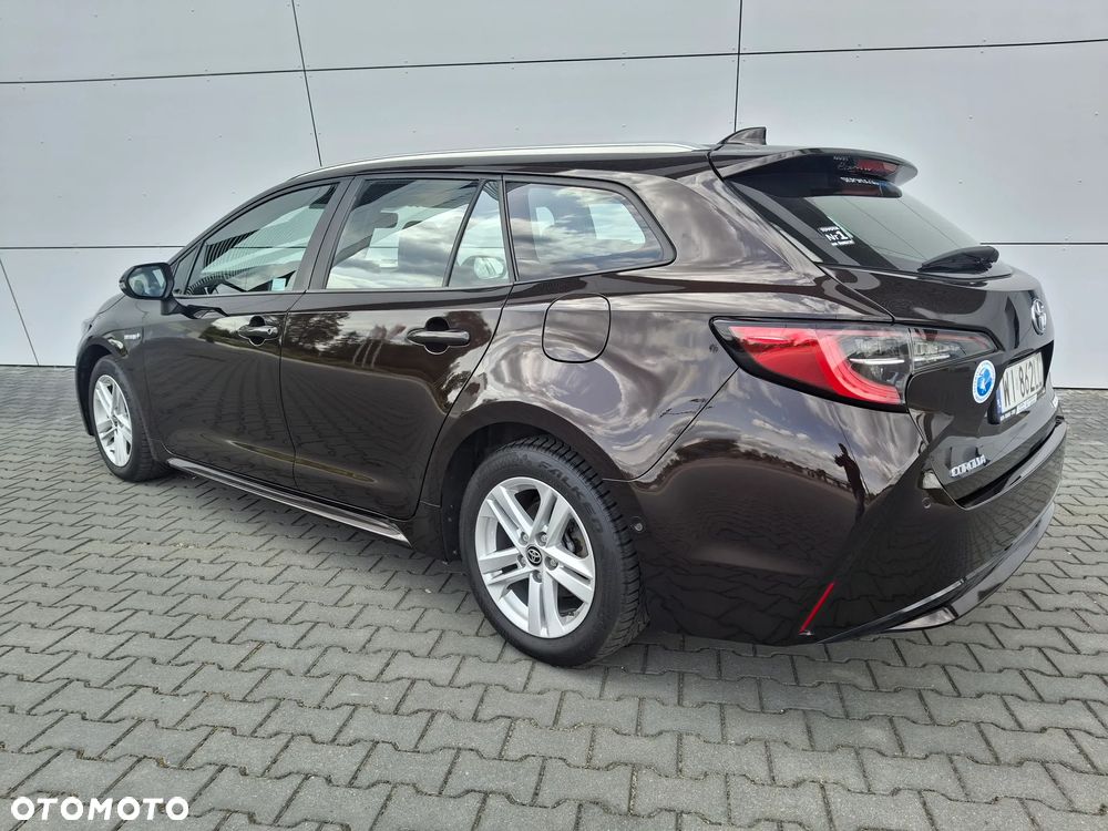 Toyota Corolla 1.8 Hybrid Executive - 23