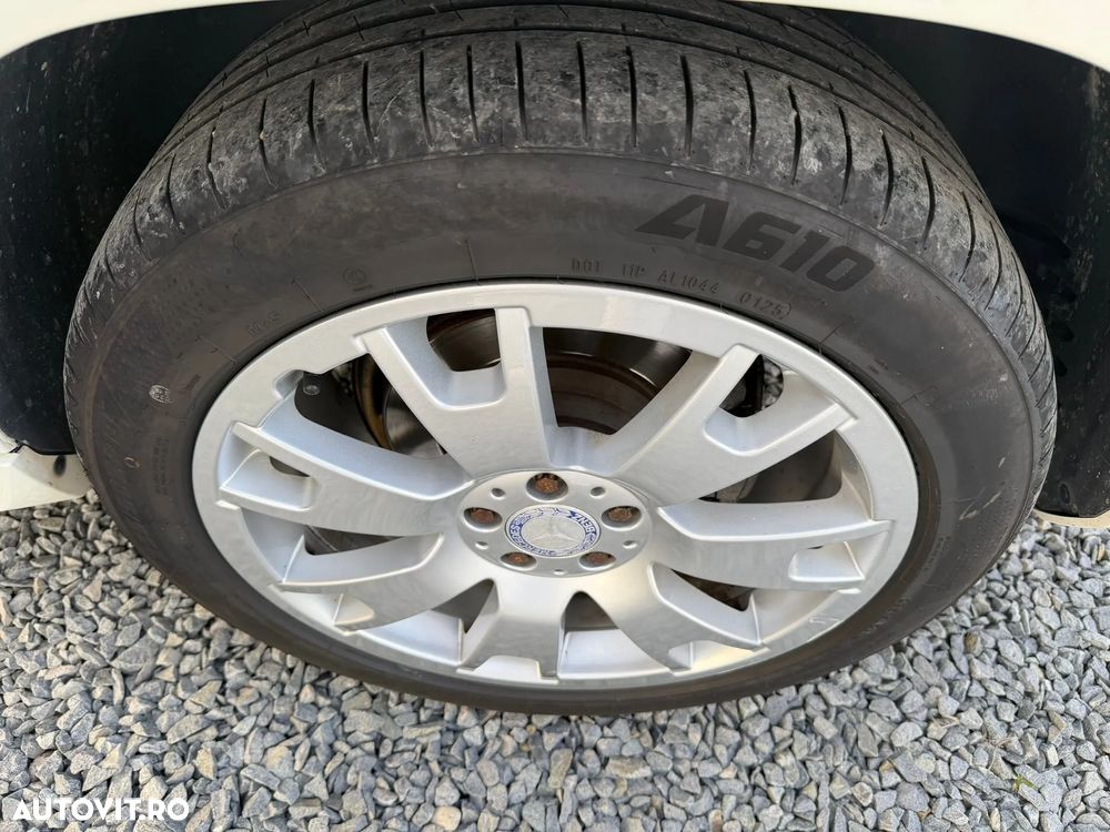 Mercedes-Benz GLK - 12