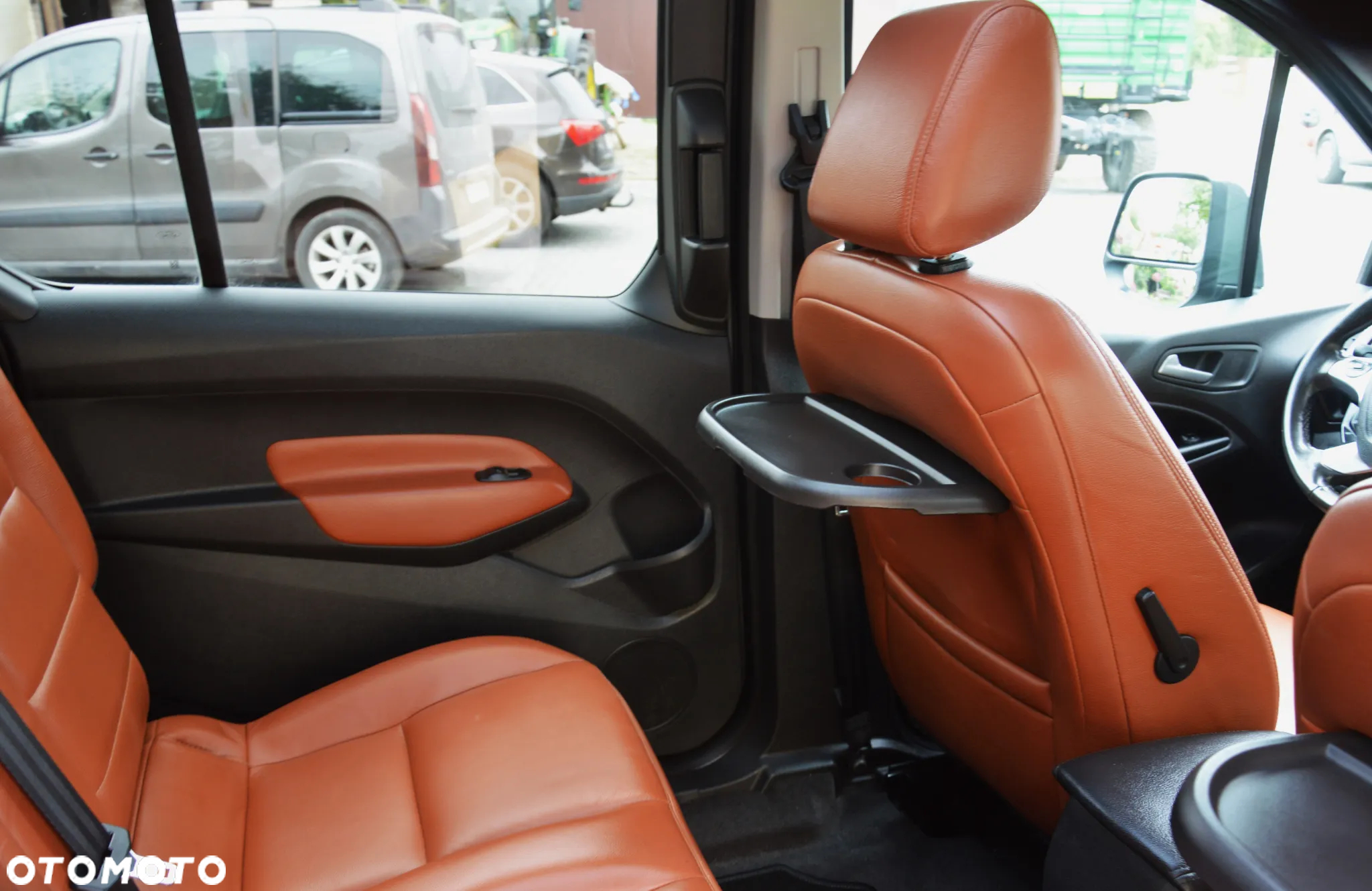 Ford Tourneo Connect - 37