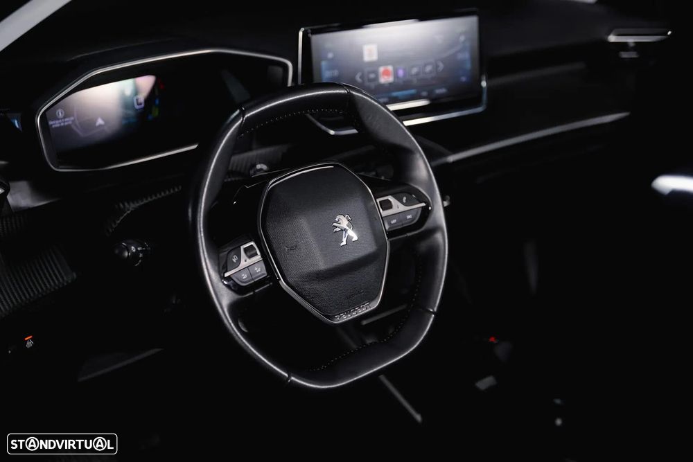 Peugeot e-2008 Allure - 6