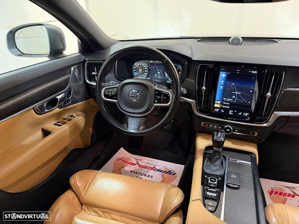Volvo V90 Cross Country 2.0 D4 Pro AWD Geartronic - 48