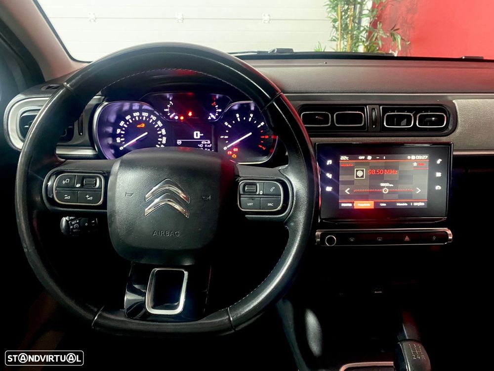 Citroën C3 1.2 PureTech Shine - 18