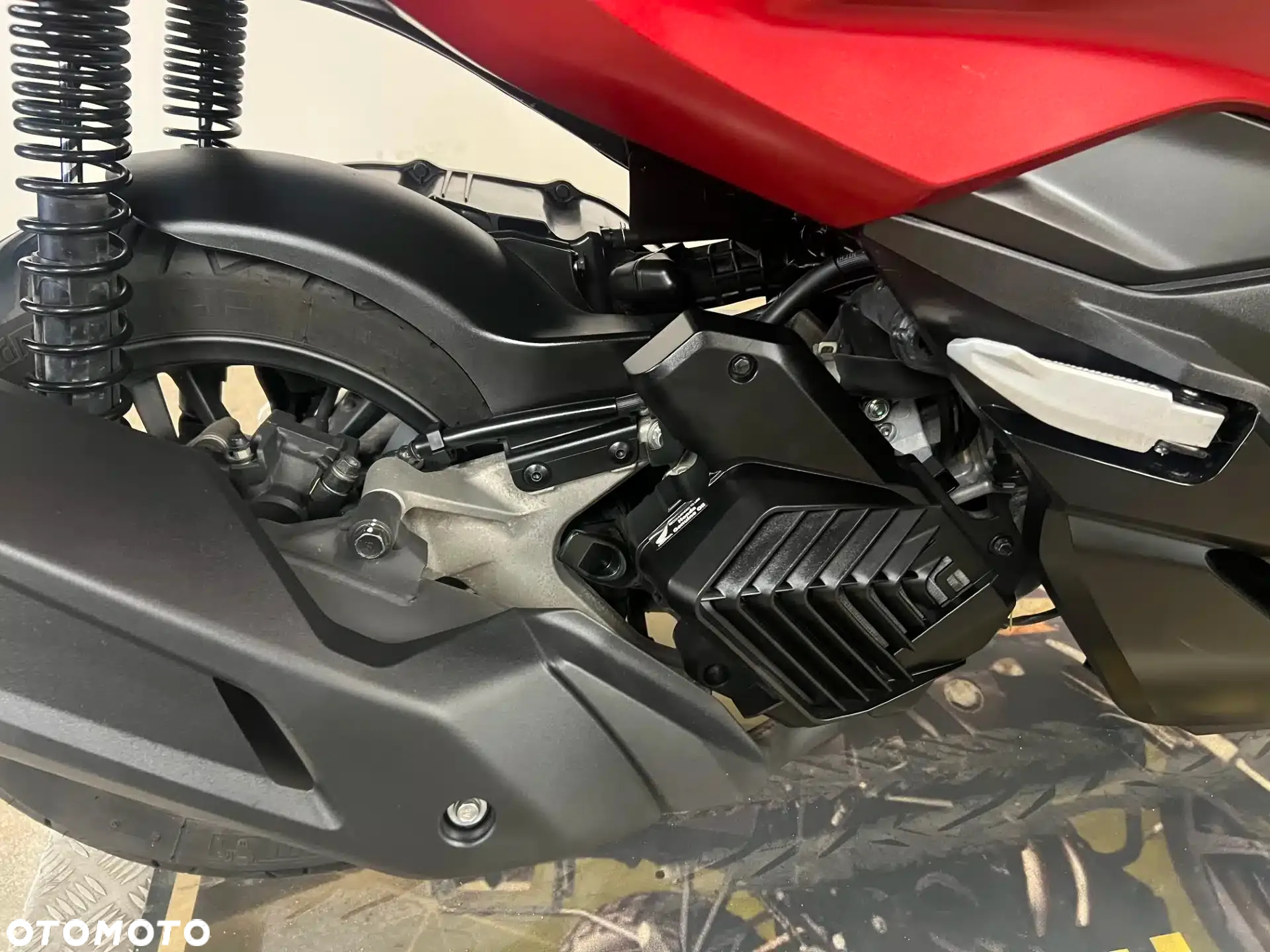 Honda NSS - 16