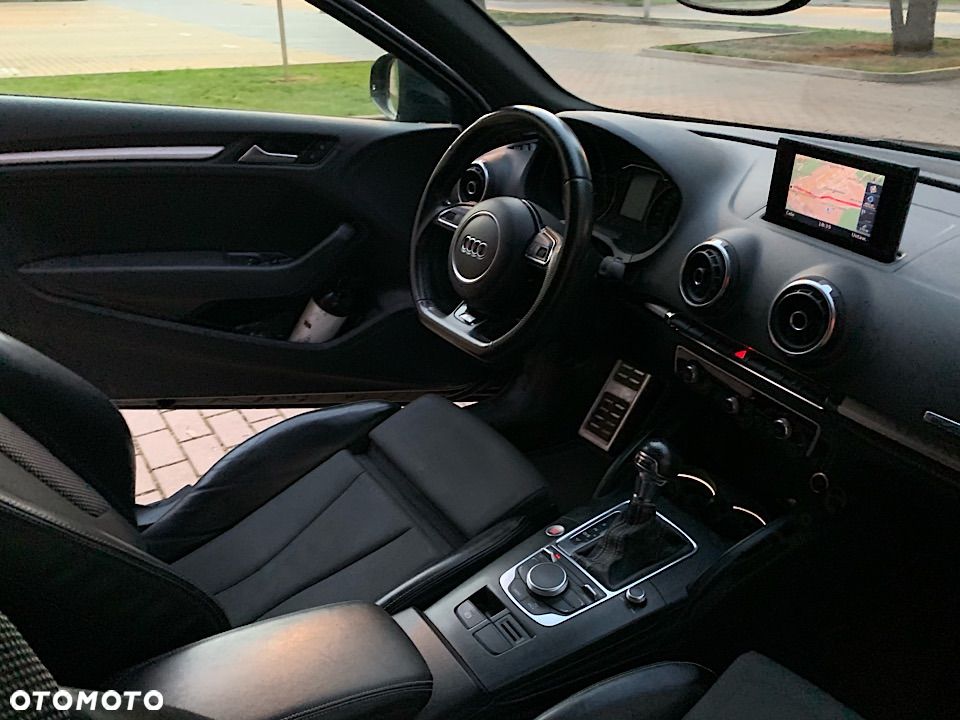 Audi A3 1.8 TFSI quattro S tronic S line Sportpaket - 29