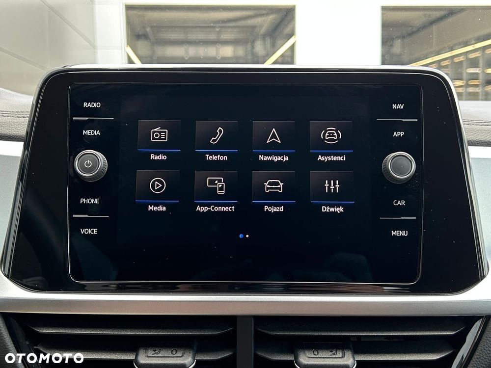 Volkswagen T-Roc 1.5 TSI Life Plus DSG - 28