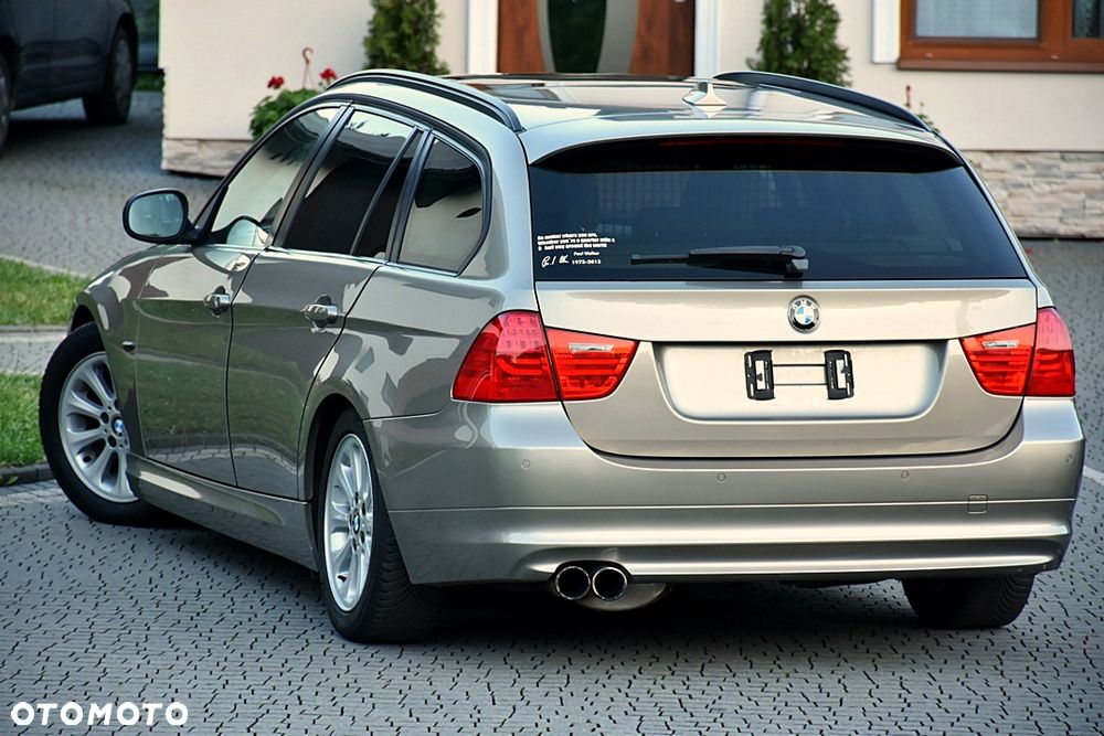 BMW Seria 3 320i Edition Sport - 4
