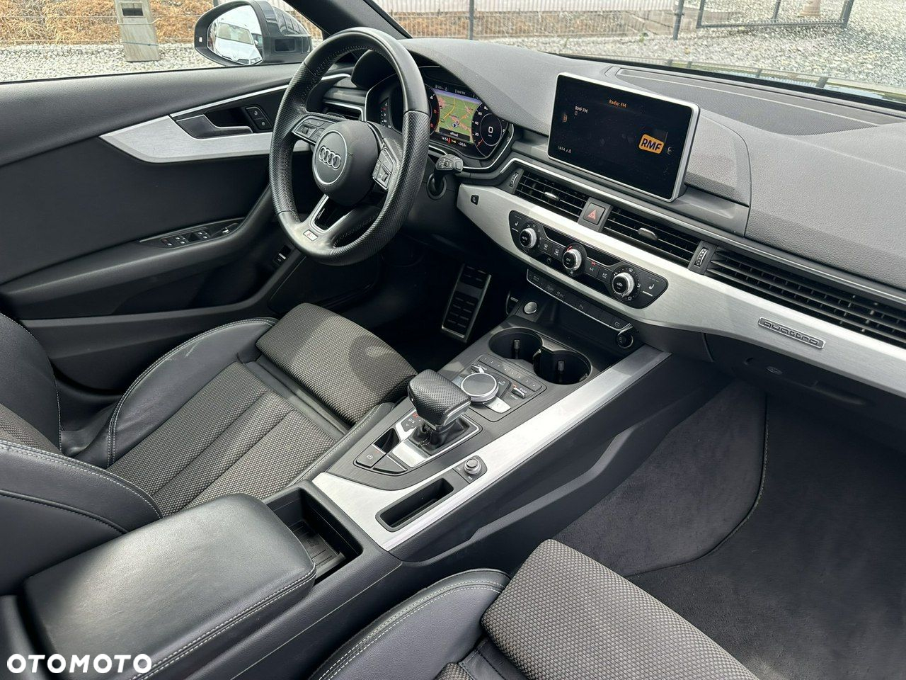 Audi A4 Avant 40 TDI quattro S tronic S line - 36