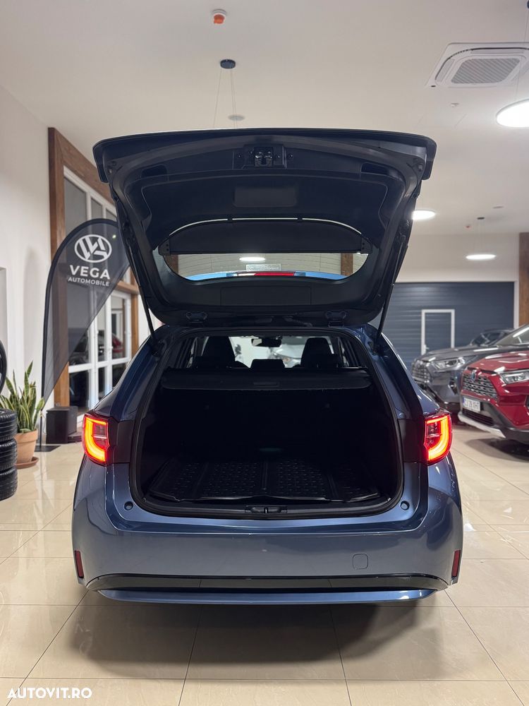 Toyota Corolla 1.8 Business Edition - 38