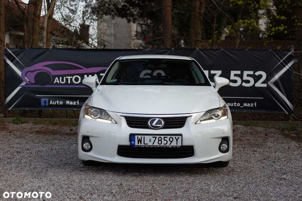 Lexus CT - 4