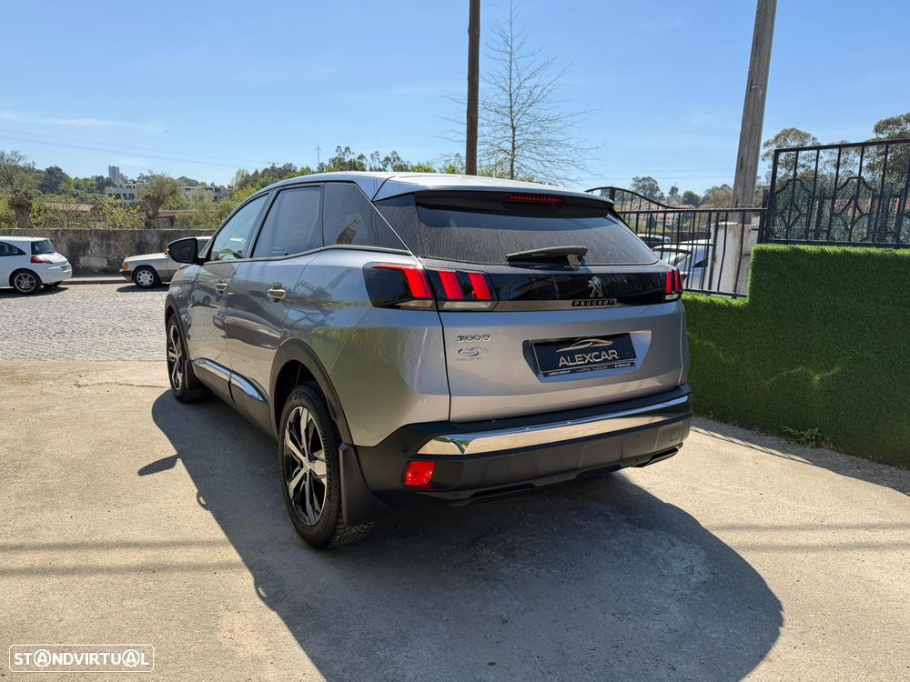 Peugeot 3008 1.2 PureTech Allure EAT8 - 4