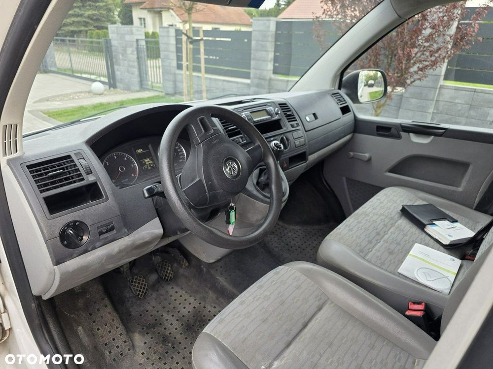 Volkswagen Transporter - 7