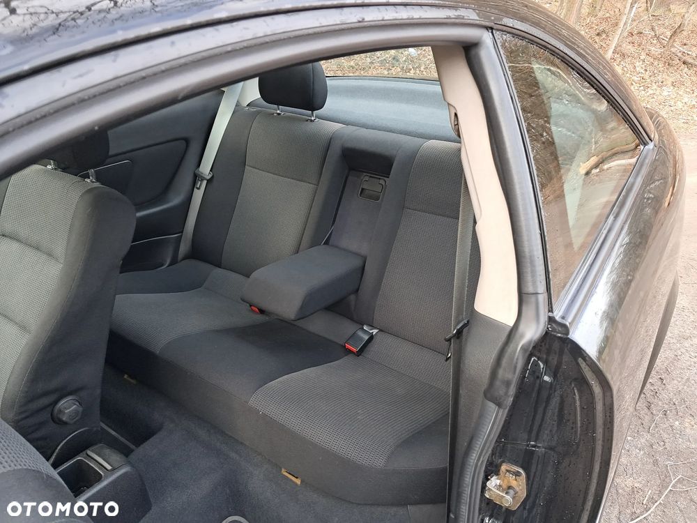 Opel Astra II Coupe 2.0 T - 14