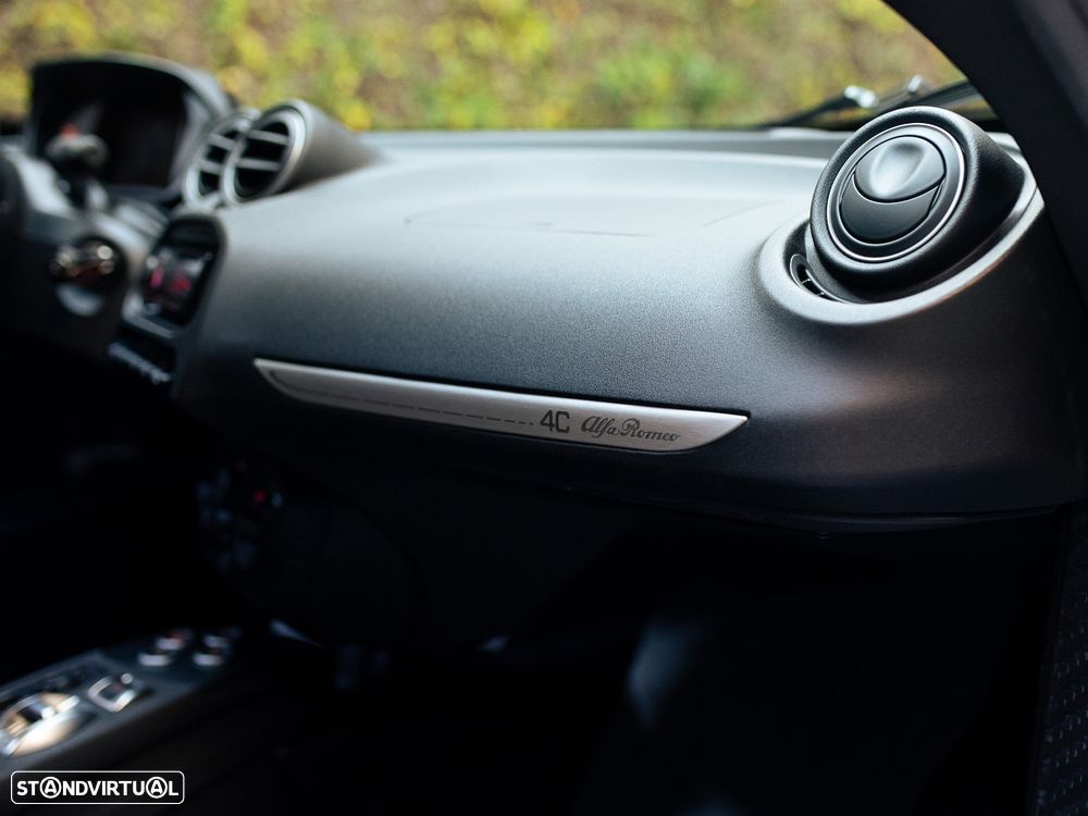 Alfa Romeo 4C 1750 TBi - 35