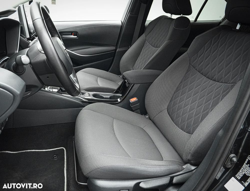 Toyota Corolla 1.8 HSD Dynamic Plus - 14