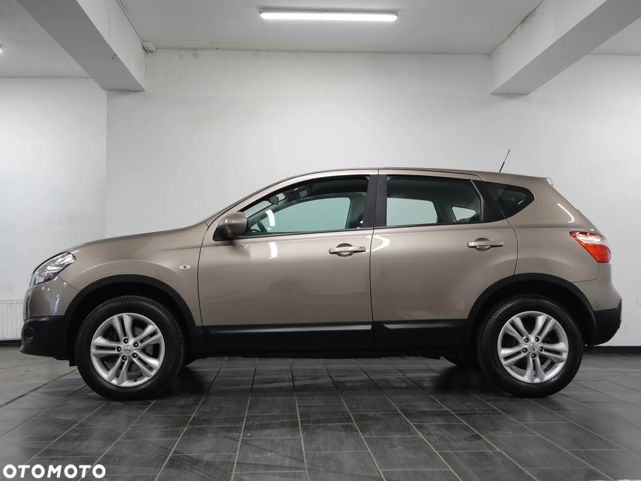 Nissan Qashqai - 5