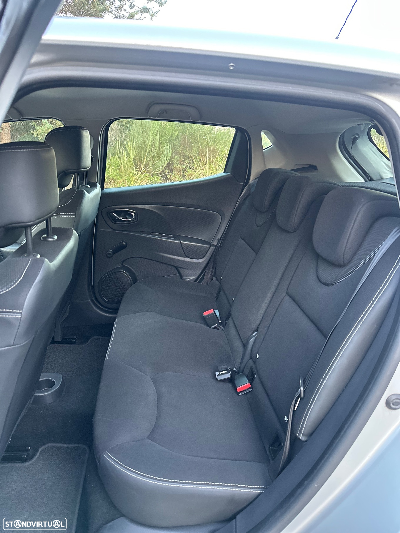 Renault Clio 0.9 TCE Limited - 41