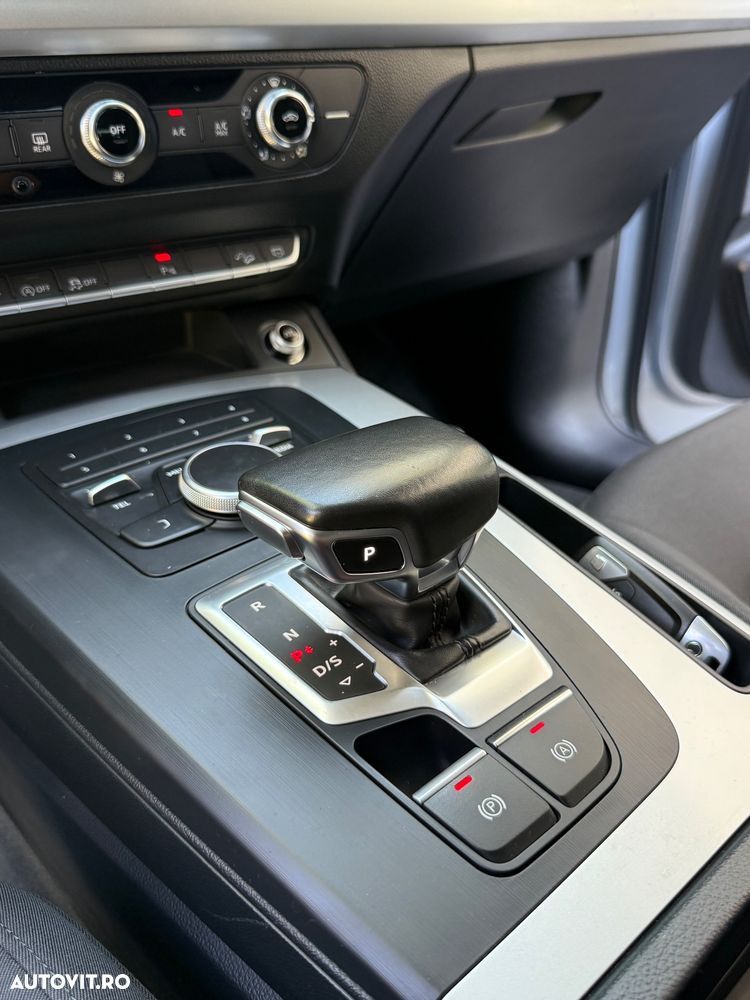 Audi Q5 40 TDI quattro S tronic sport - 11