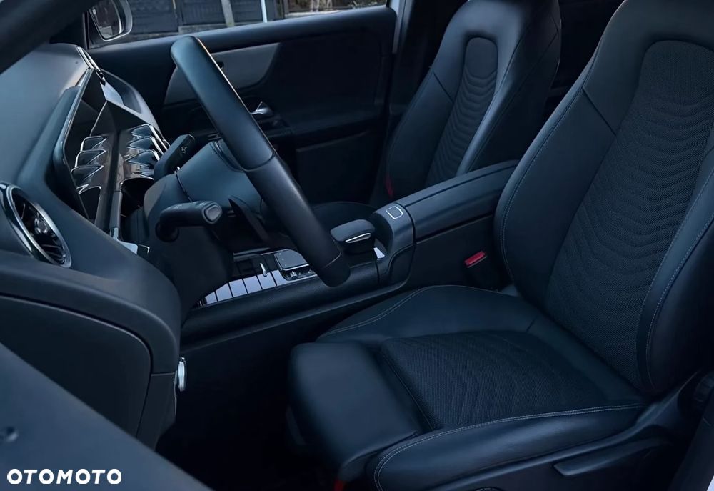 Mercedes-Benz GLA 200 Business Edition - 13
