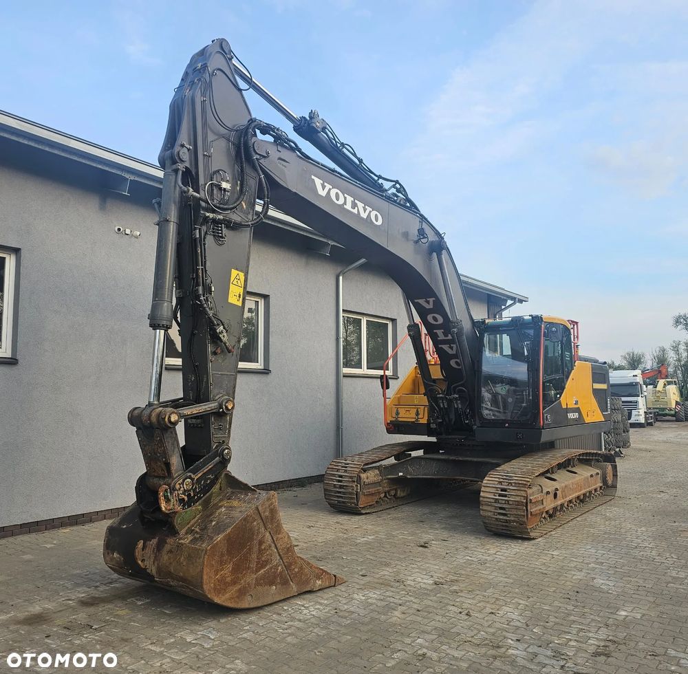 Volvo EC 300EL - 7