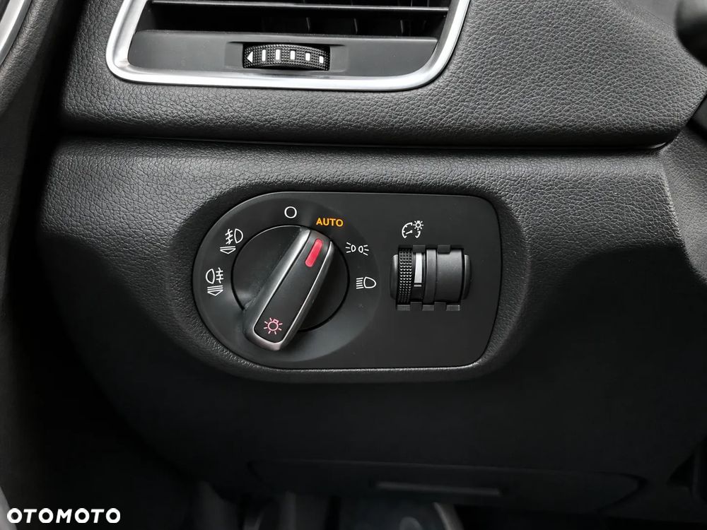 Audi Q3 2.0 TDI Quattro S tronic - 14