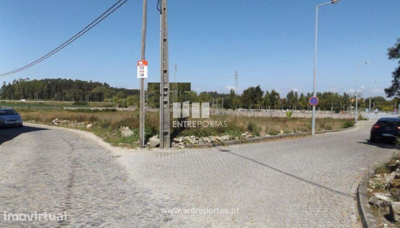 Venda de Terreno com 4275 m2 para construção, Beiriz, Póvoa de Varz - Grande imagem: 2/33
