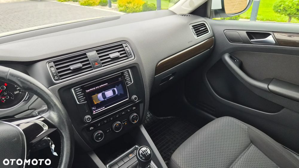 Volkswagen Jetta 2.0 TDI DPF BMT Comfortline - 15