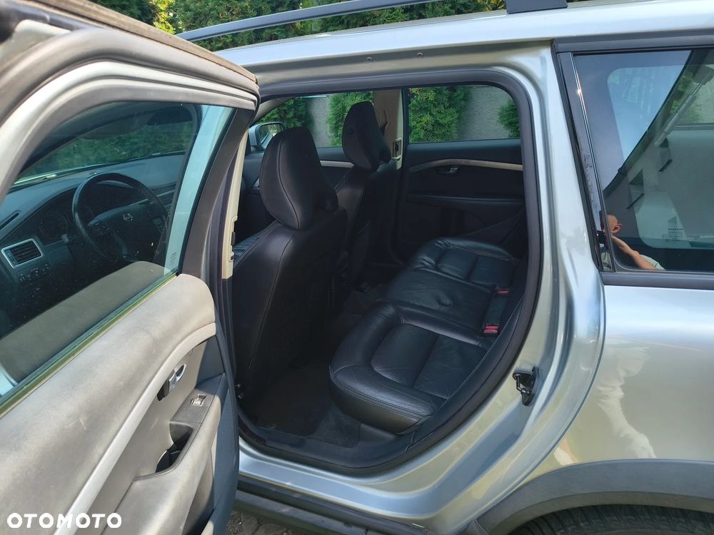 Volvo XC 70 - 12