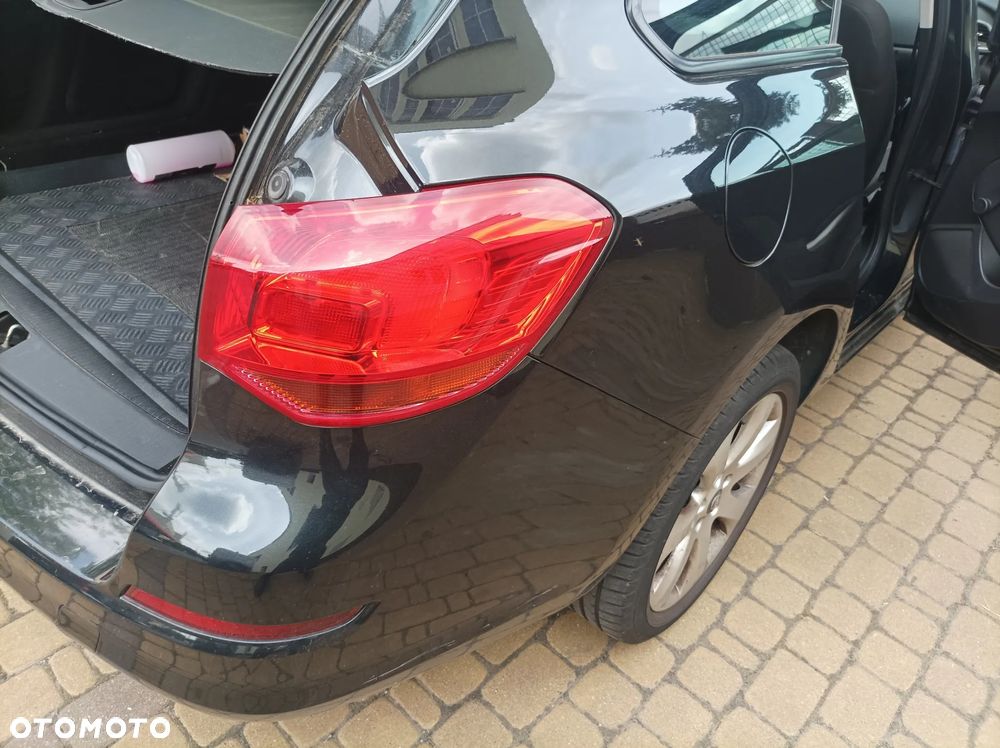 Opel Astra 1.4 Turbo Sports Tourer - 10